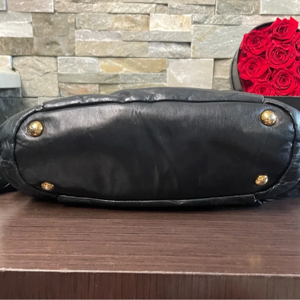 100% authentic Prada, antique bow bag, NAPA black leather ‼️PRICE DROP - Picture 2 of 10